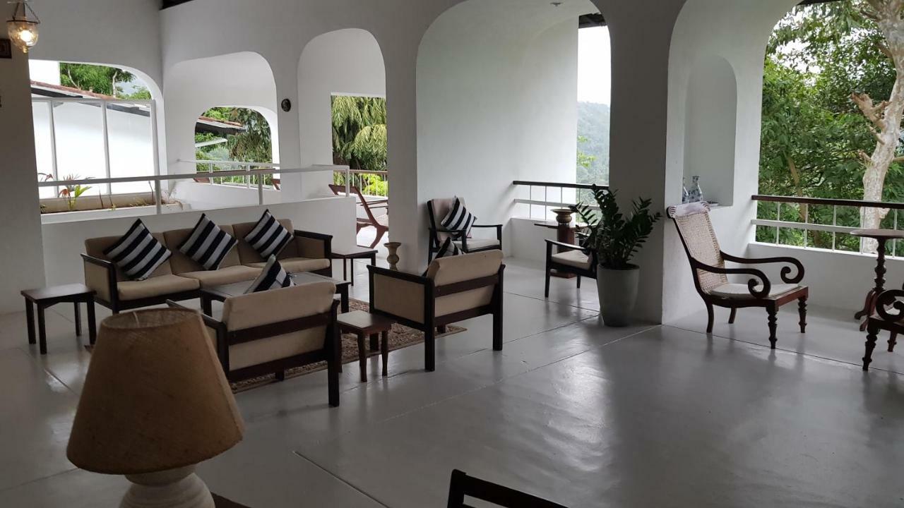 Regent Lodge Hotel & Villa Канди Экстерьер фото